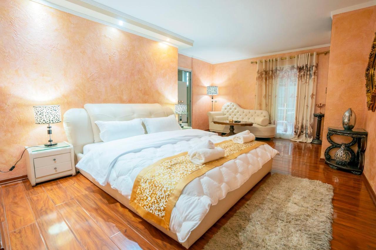 Zobo Hotel Shkodër Dış mekan fotoğraf