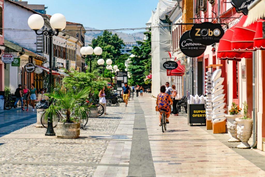 Zobo Hotel Shkodër Dış mekan fotoğraf