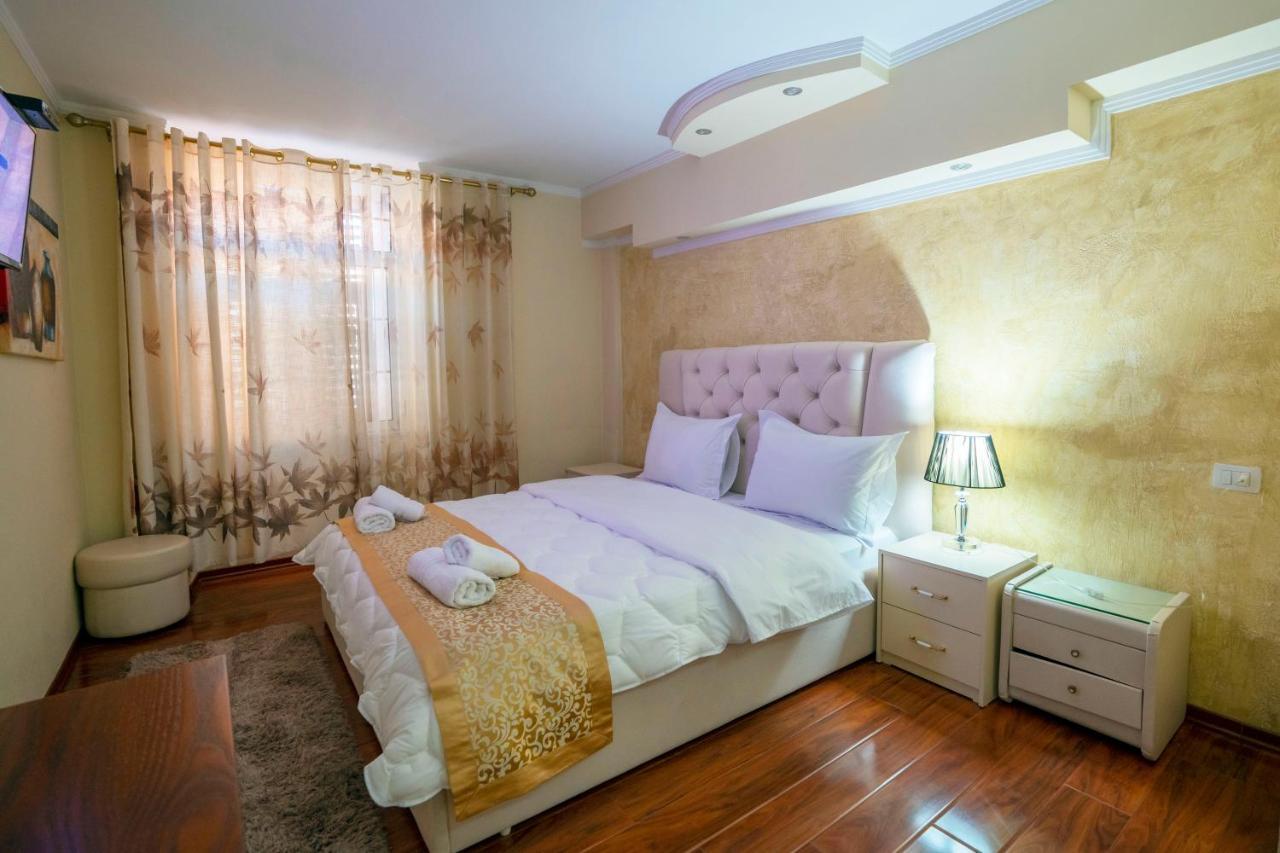 Zobo Hotel Shkodër Dış mekan fotoğraf