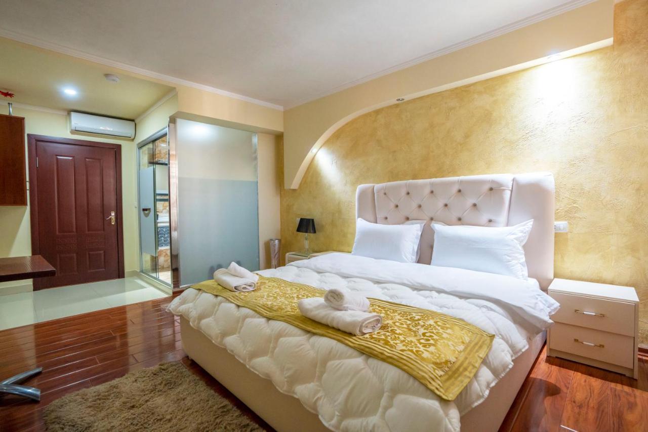 Zobo Hotel Shkodër Dış mekan fotoğraf